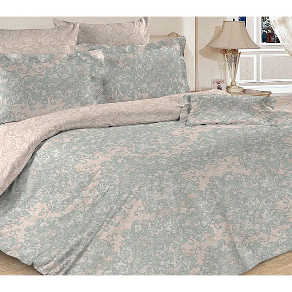 Светло-коричневая тейковская бязь с бледно-зеленоватыми вензелями и компаньоном с белыми вензелями