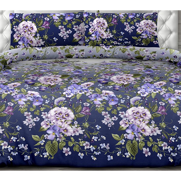 Темно-синяя перкаль Магия ночи с розоватыми и голубоватыми цветами