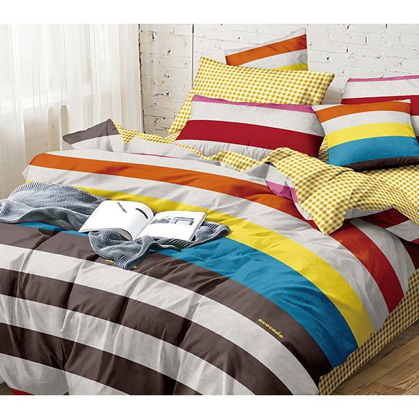 Постельное белье из белого поплина с широкими разноцветынми полосами и белым компаньоном в желтую клетку