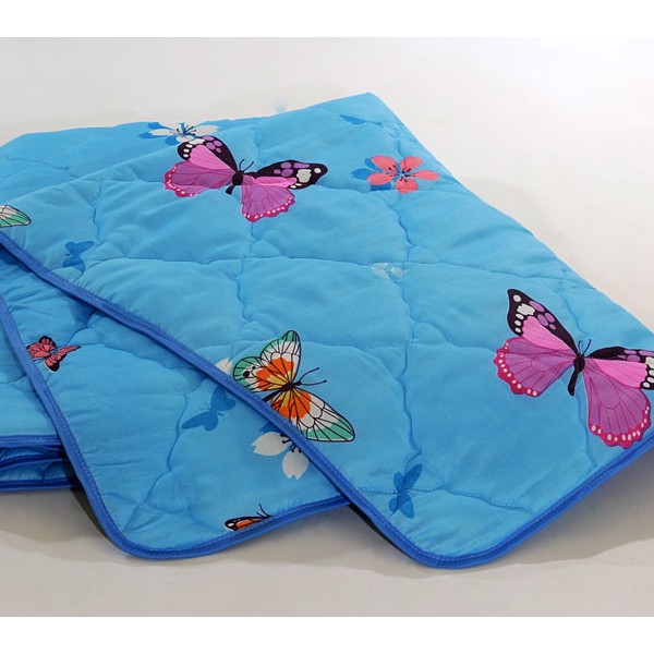 Светло-голубой полиэстер с разноцветыми бабочками легофайбер 300 гр сложенное FSD_8671