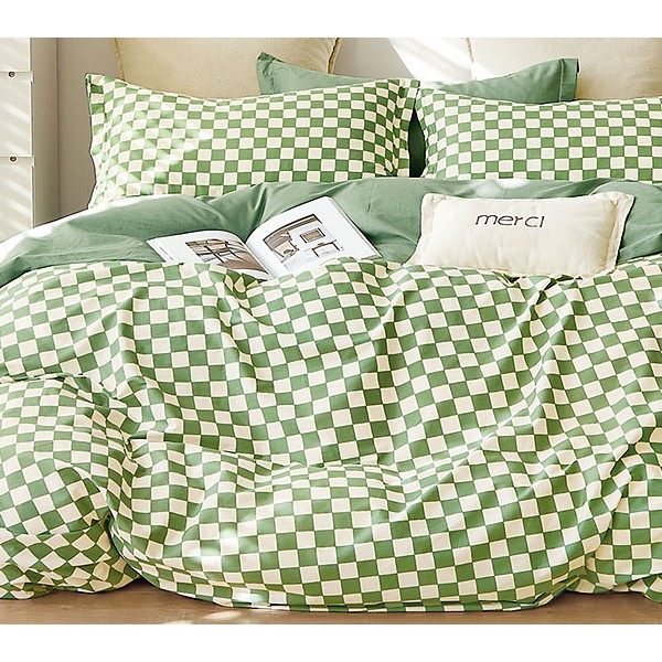 Зелено-желтоватые квадраты поплина с темно-зеленым компаньоном