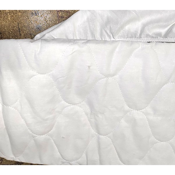 Наматрасник 180х200 бязь однотонно-белая дефект ткани