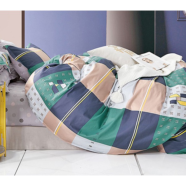 Светло-бежевый поплин с большими разноцветными квадратами и бледно-фиолетовым компаньоном