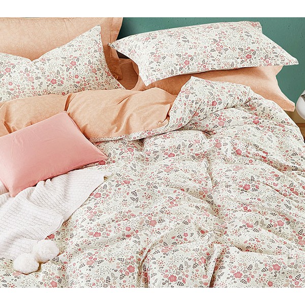 Светло-желтый сатин с мелкими черно-красными рисунками и светло-оранжевым компаньоном