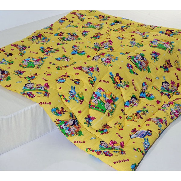 Светло-желтая бязь с рисунками детского ватного одеяла