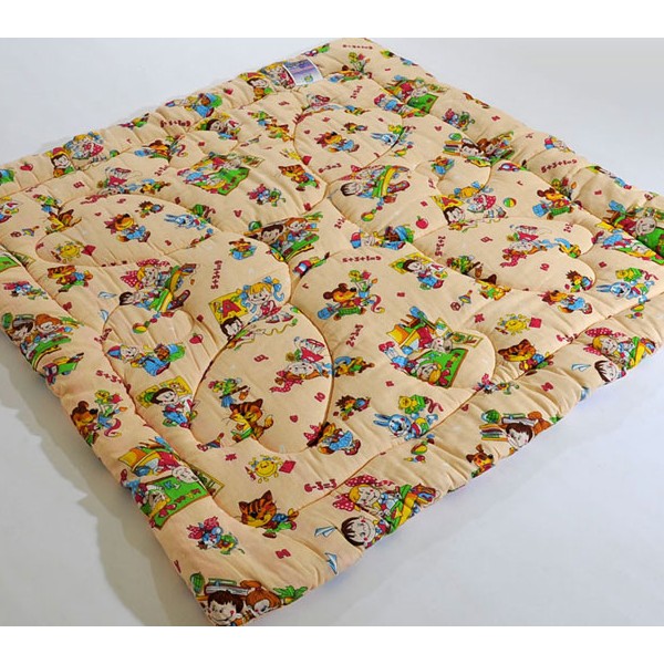 Бежевая бязь ватного детского одеяла