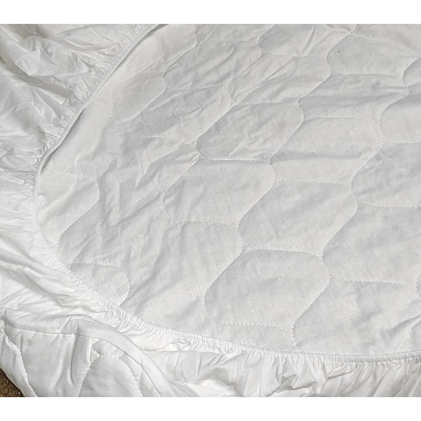 Наматрасник с бортом белая бязь 120*200 небольшой дефект стежки