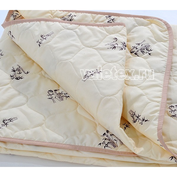 Стеганое одеяло из бамбука 100 гр в светло-кремовом полиэстере DSC_0448